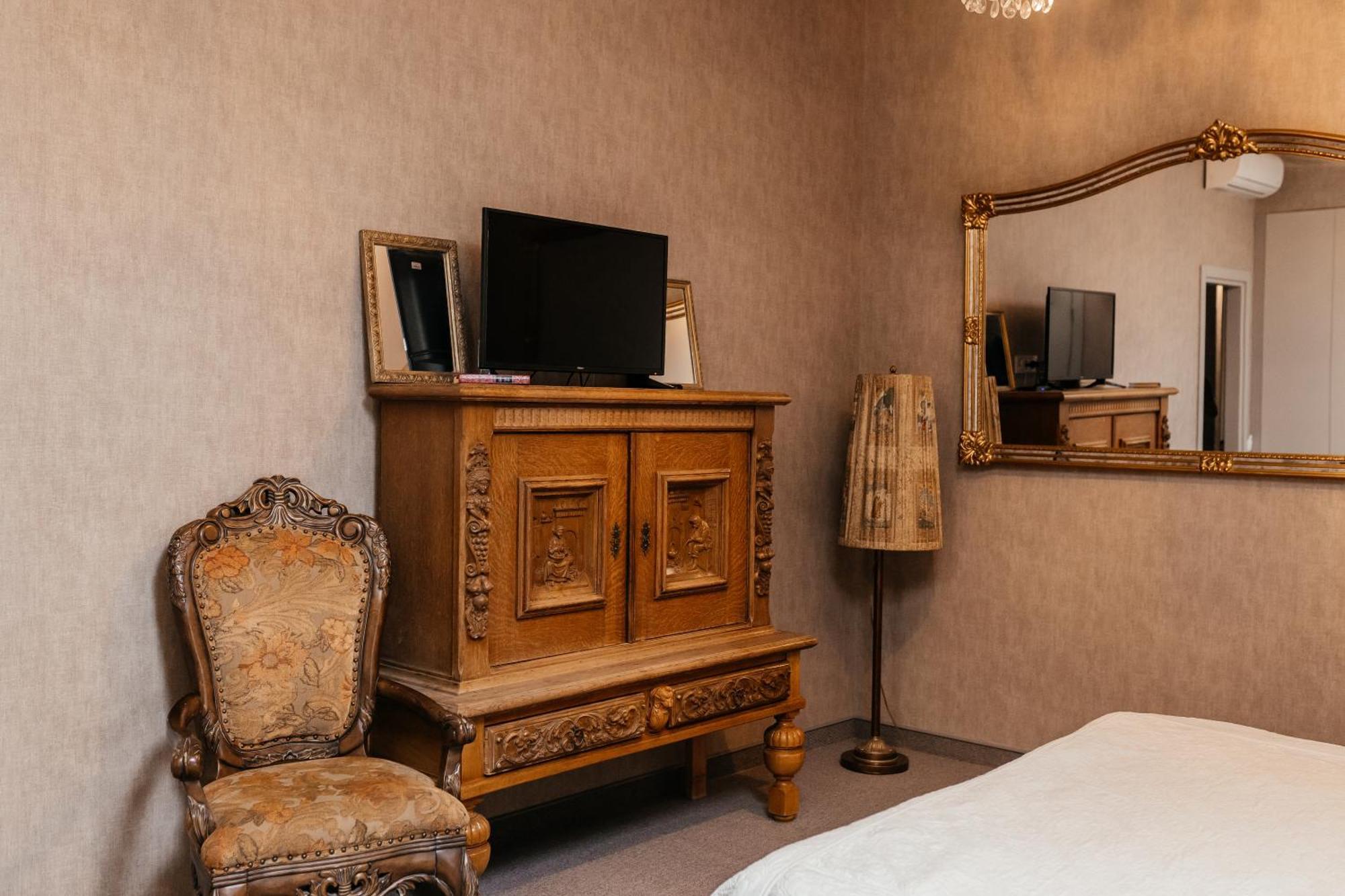 Esther House Hotel Museum Odessa Ngoại thất bức ảnh